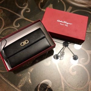 Ferragamo women’s wallet. Willing to negotiate.